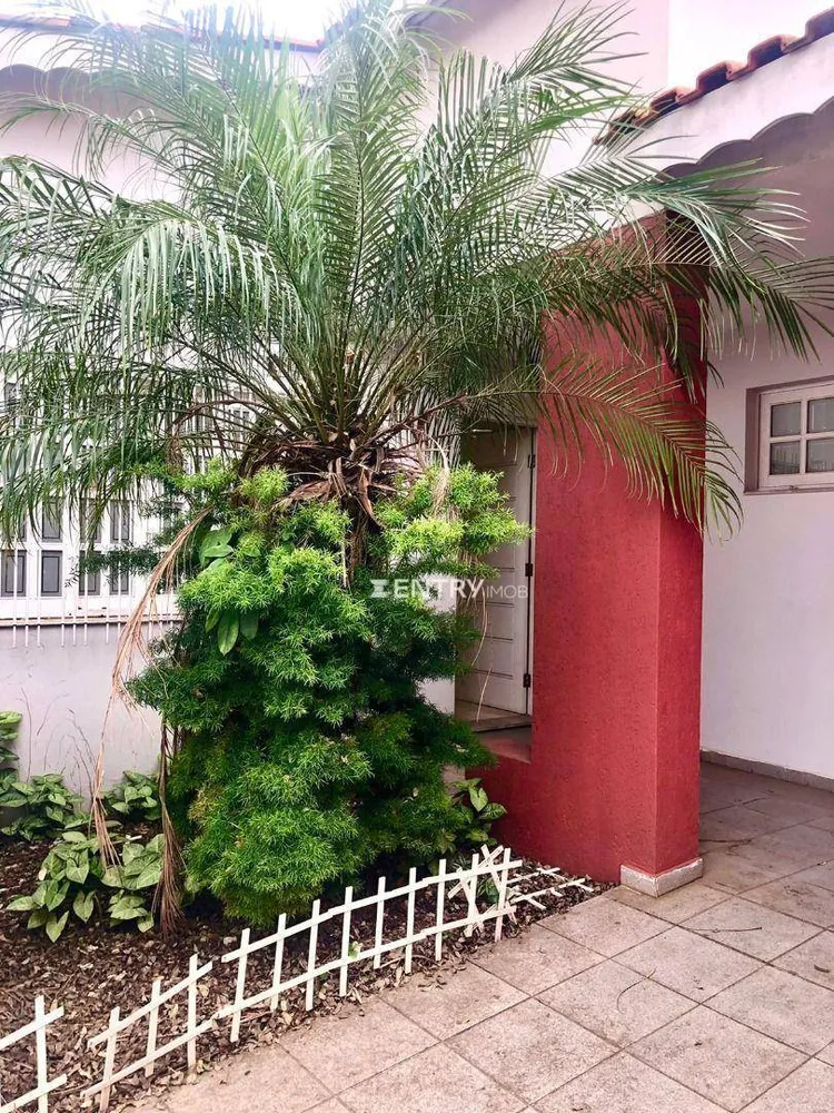 Casa, 3 quartos, 205 m² - Foto 2