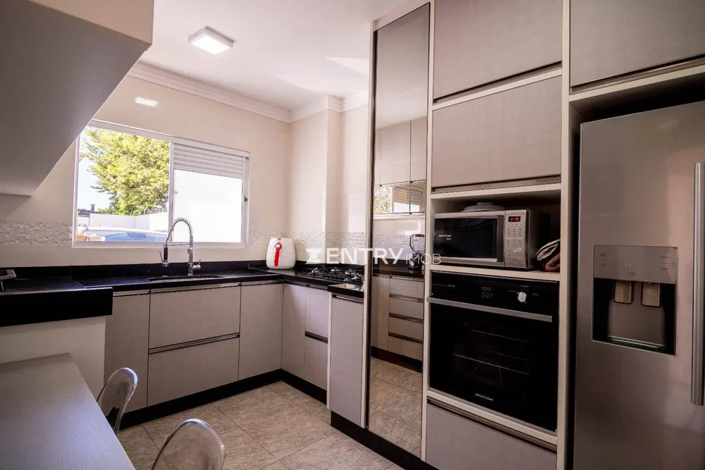 Casa, 3 quartos, 92 m² - Foto 1