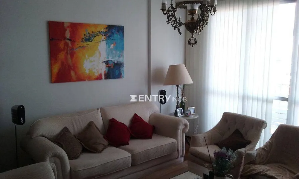 Apartamento, 3 quartos, 132 m² - Foto 1