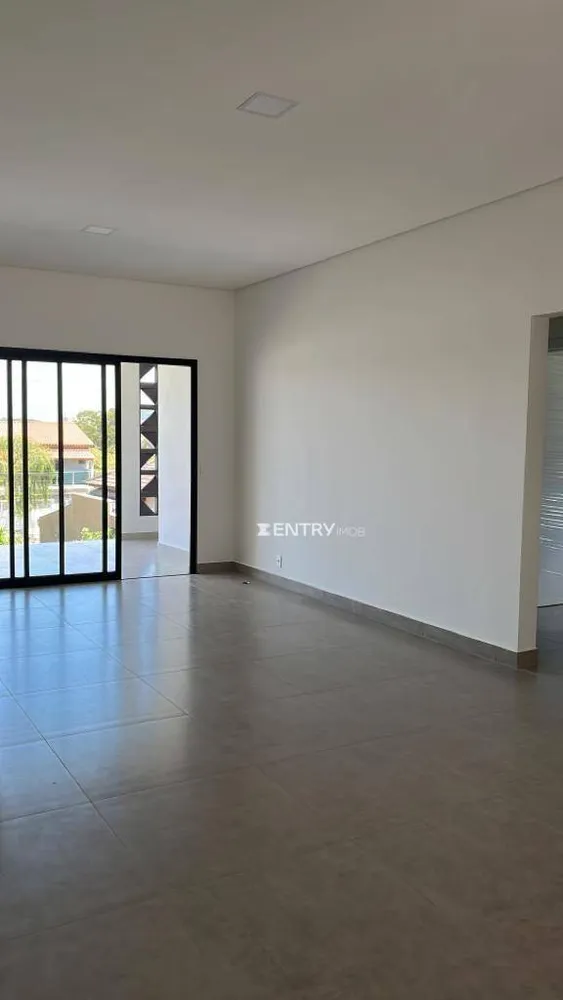 Casa, 3 quartos, 176 m² - Foto 2