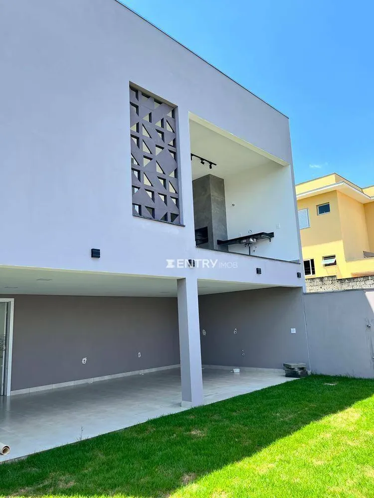 Casa, 3 quartos, 176 m² - Foto 1