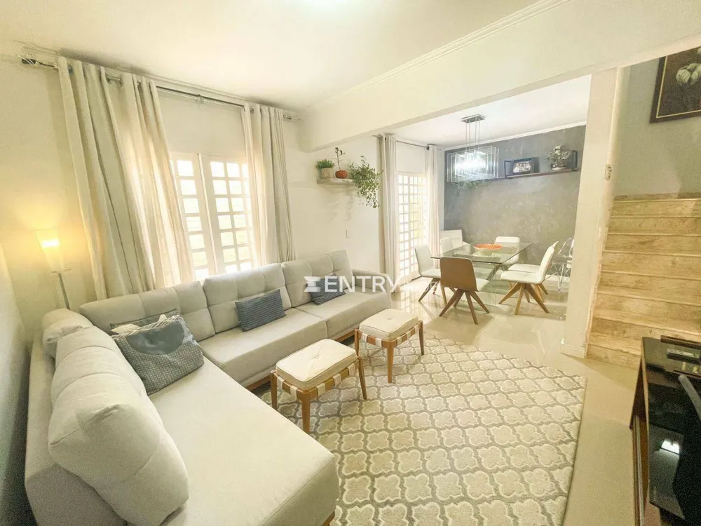 Casa de Condomínio, 4 quartos - Foto 1