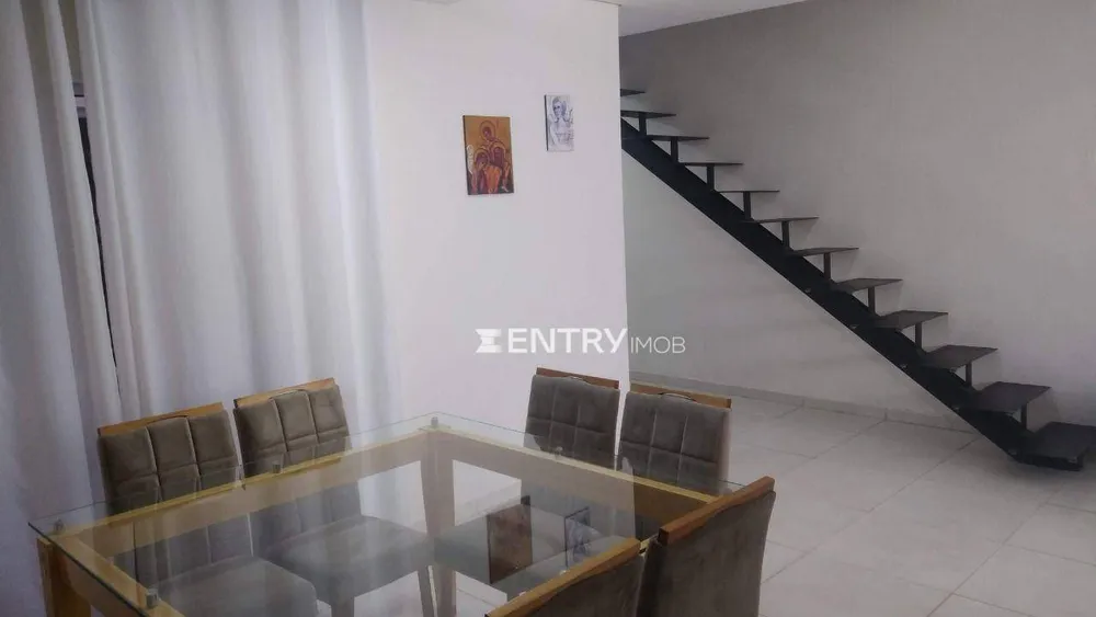 Casa, 3 quartos, 160 m² - Foto 1