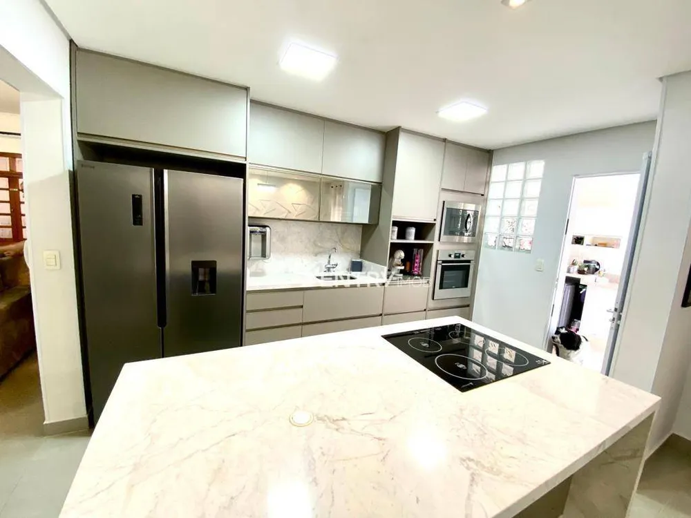Casa, 3 quartos, 190 m² - Foto 3