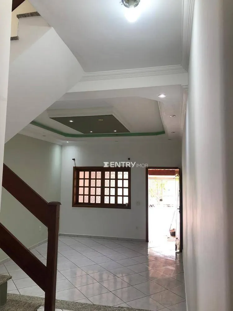 Casa, 3 quartos, 170 m² - Foto 2