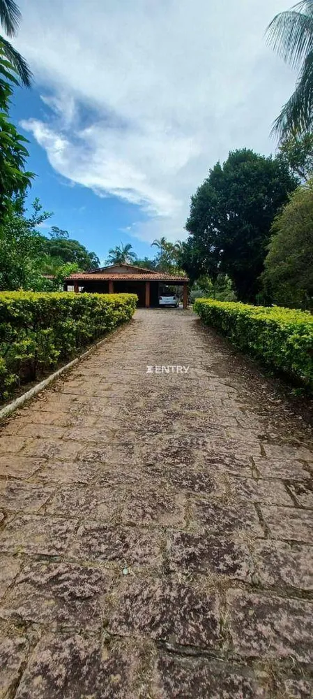 Chácara, 3 quartos, 2400 m² - Foto 2