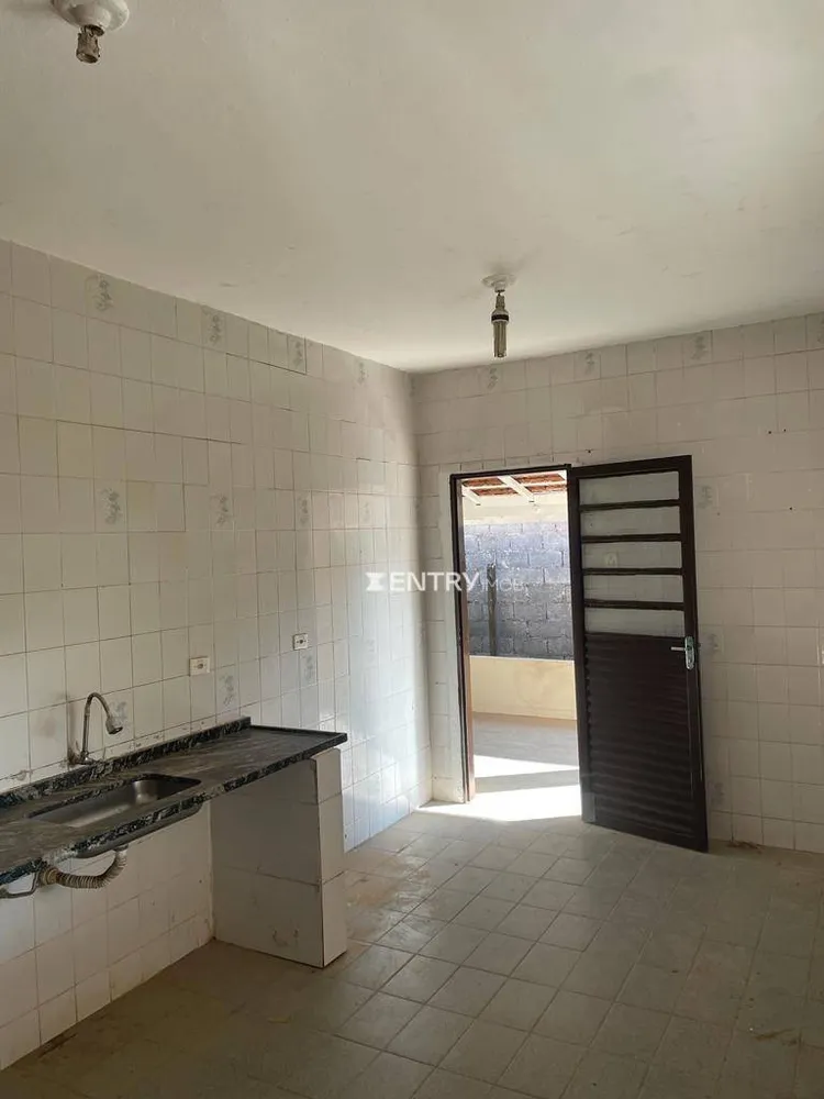 Chácara, 3 quartos, 2000 m² - Foto 3