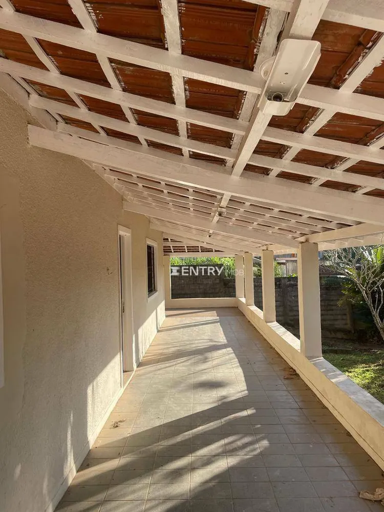 Chácara, 3 quartos, 2000 m² - Foto 1