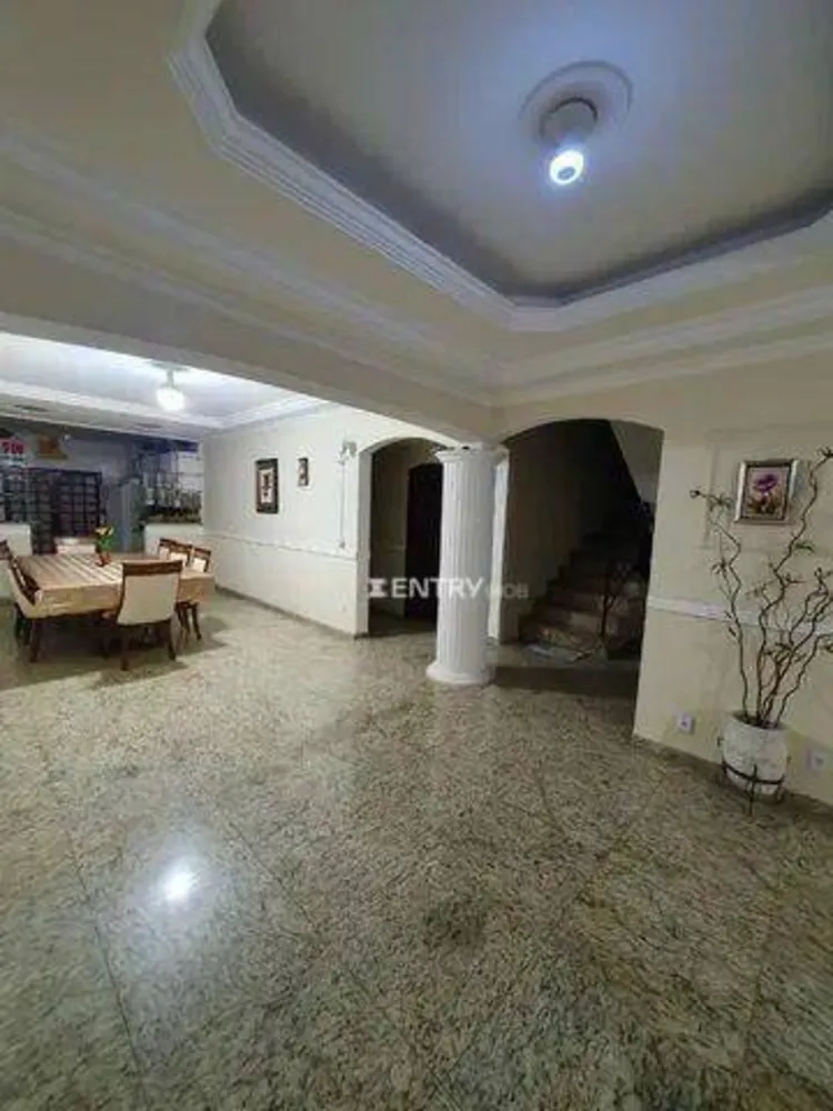 Casa, 4 quartos, 408 m² - Foto 1