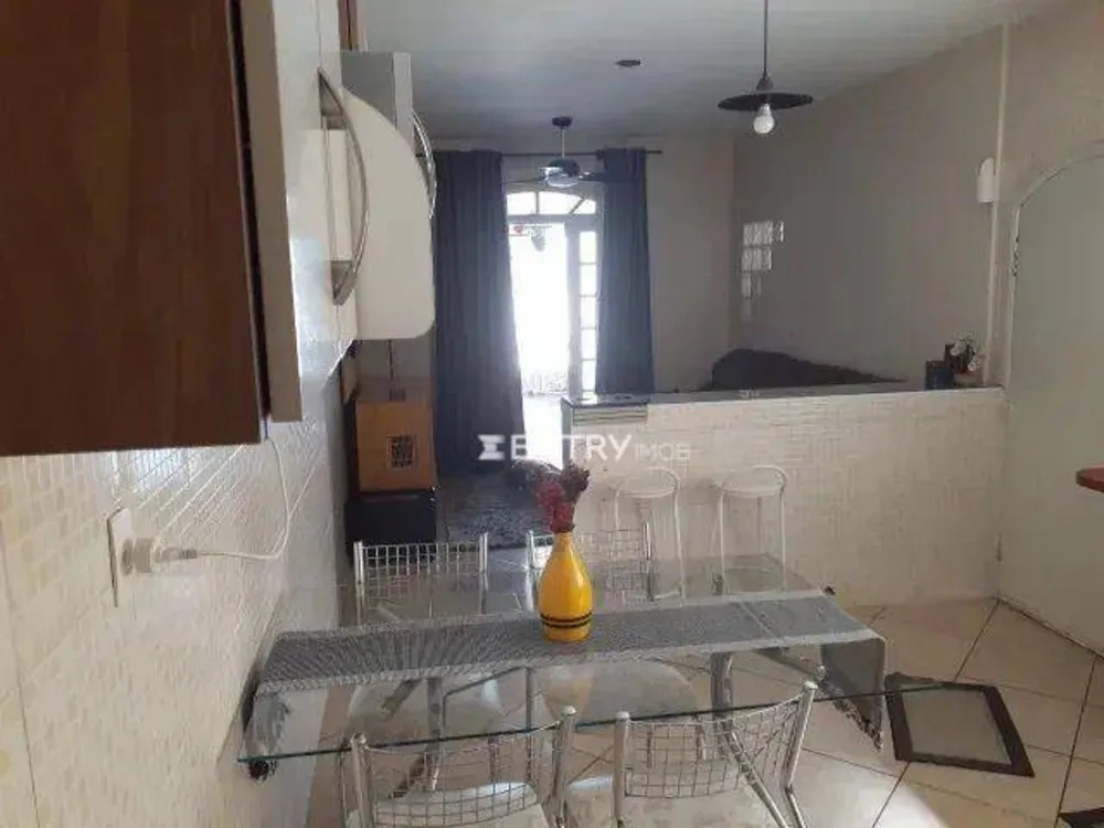 Casa, 3 quartos, 170 m² - Foto 2