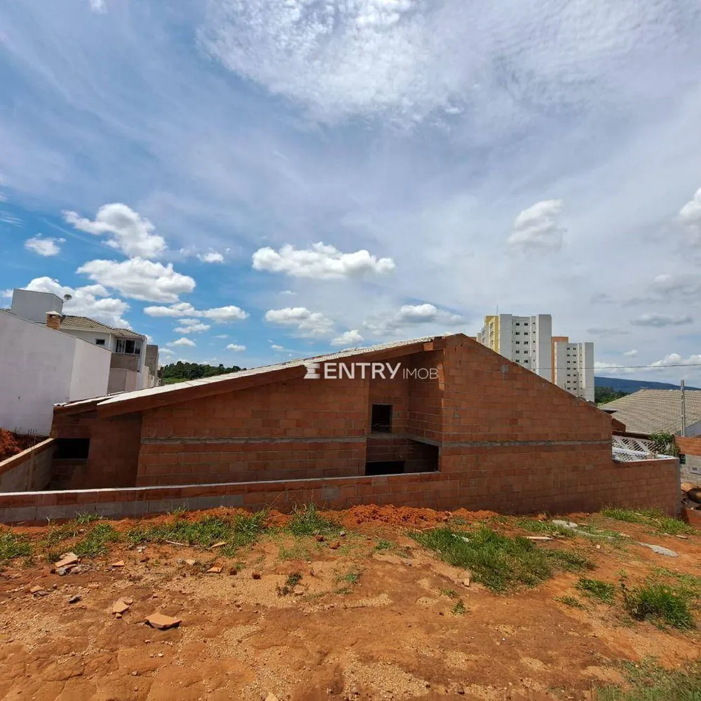 Casa, 3 quartos, 99 m² - Foto 2