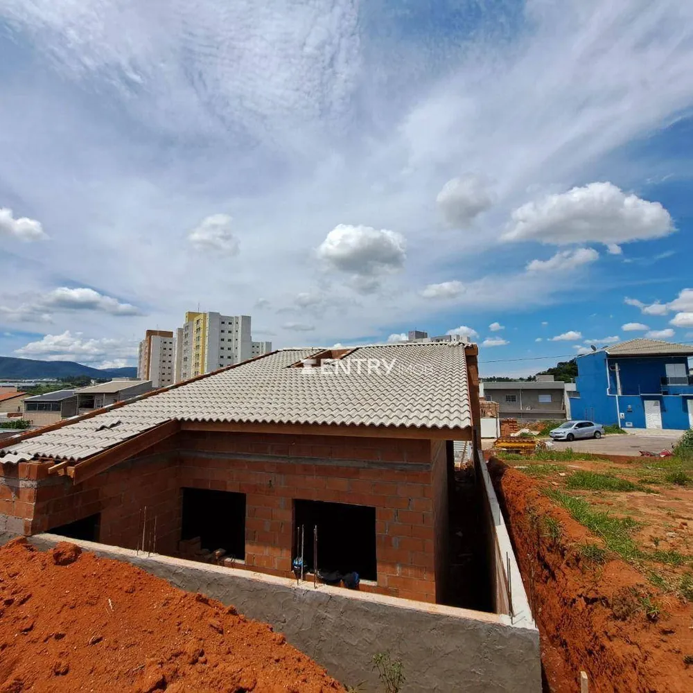 Casa, 3 quartos, 99 m² - Foto 1