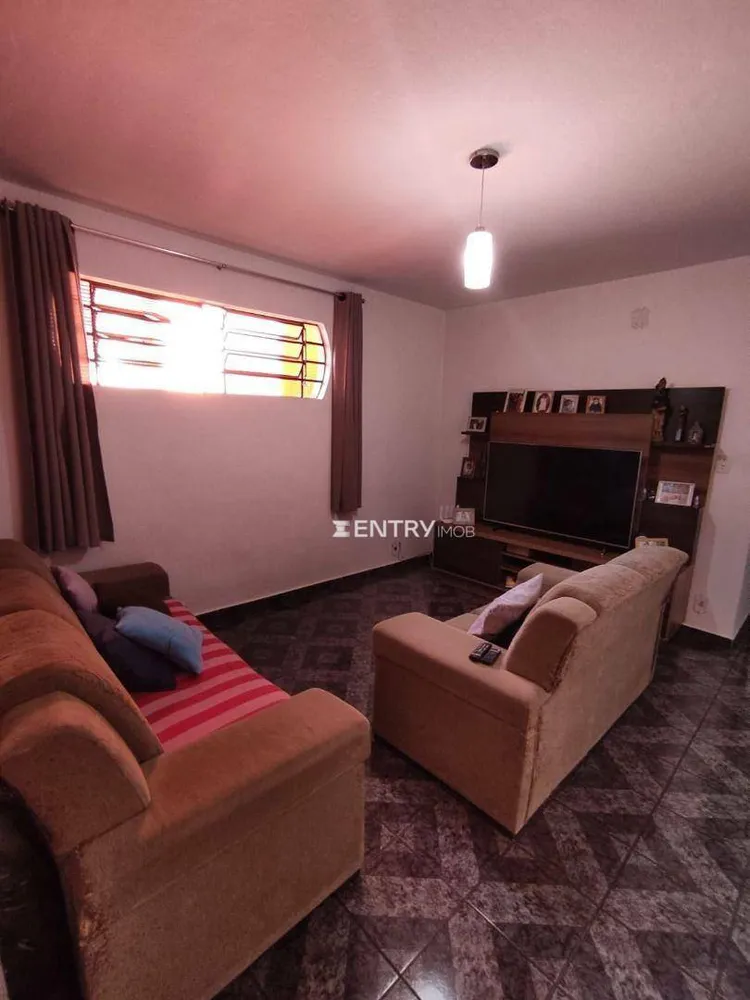 Casa, 3 quartos, 230 m² - Foto 4