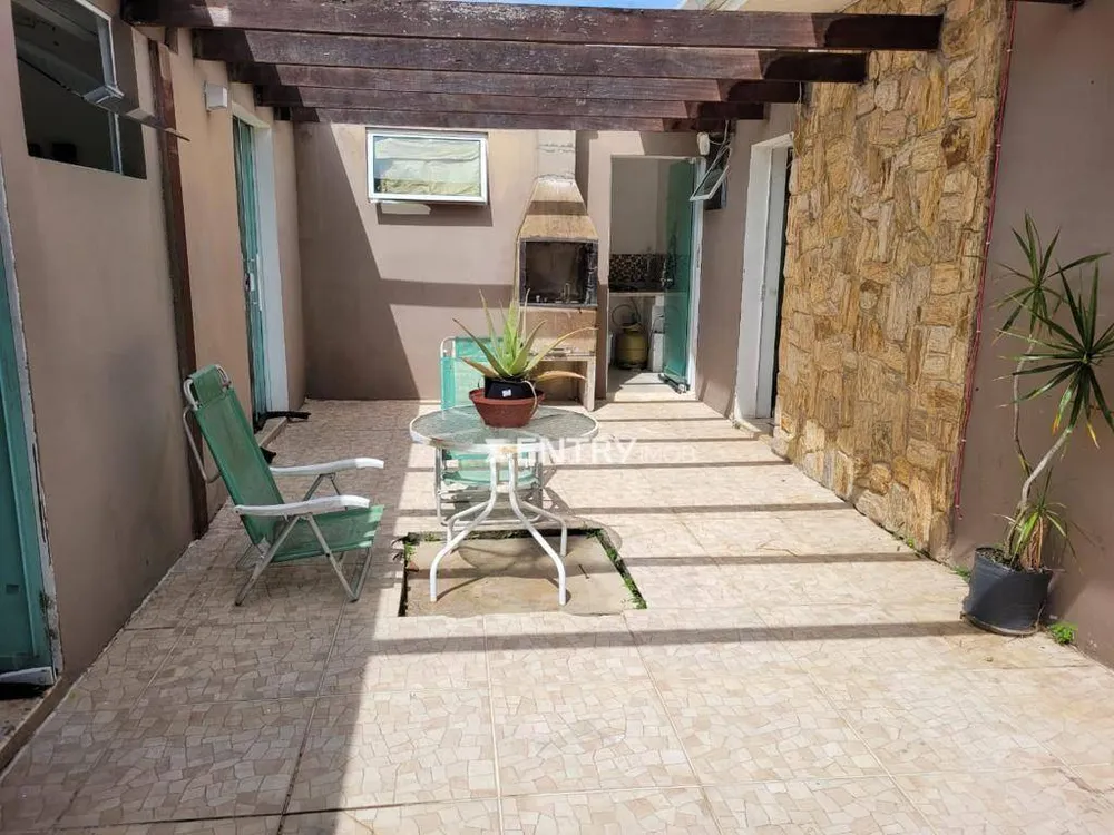 Casa, 5 quartos, 150 m² - Foto 1