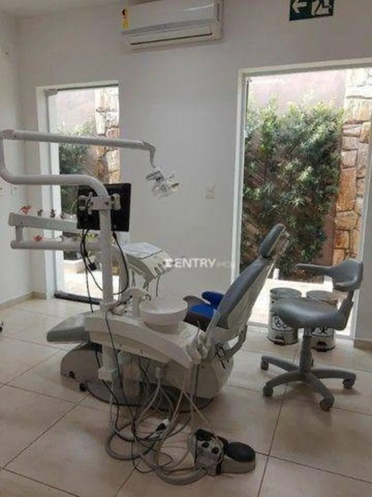 Casa, 5 quartos, 150 m² - Foto 3