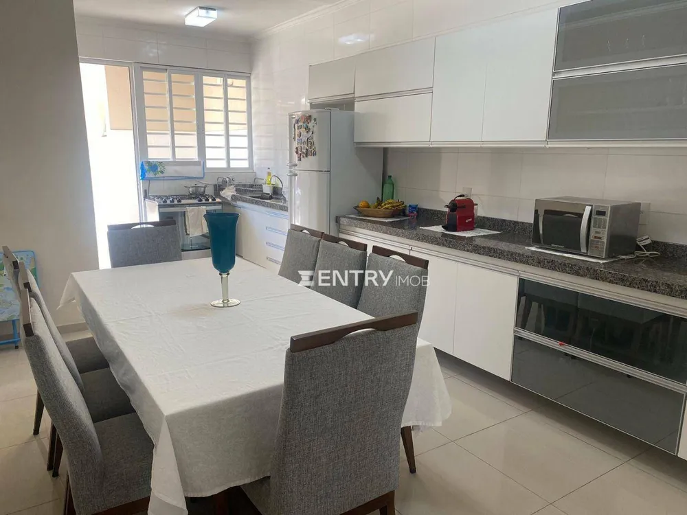 Casa, 2 quartos, 210 m² - Foto 2