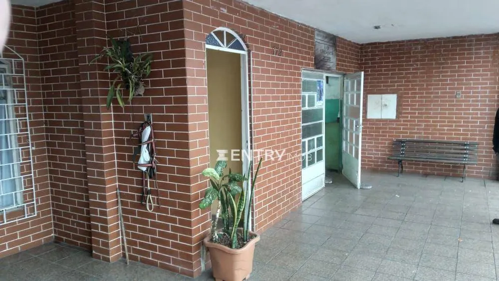 Casa, 3 quartos, 200 m² - Foto 1