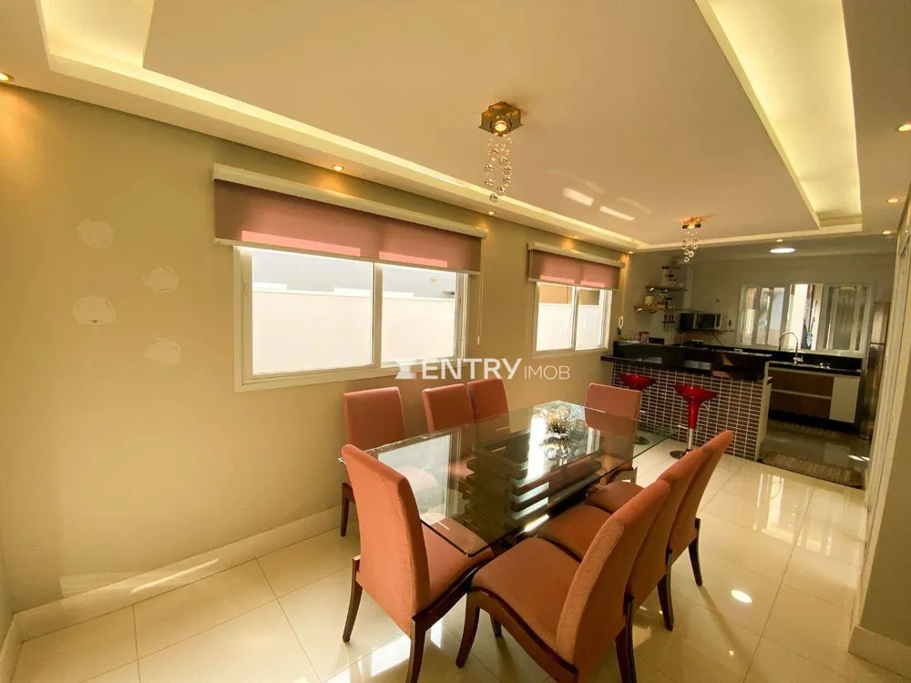 Casa, 3 quartos, 275 m² - Foto 3