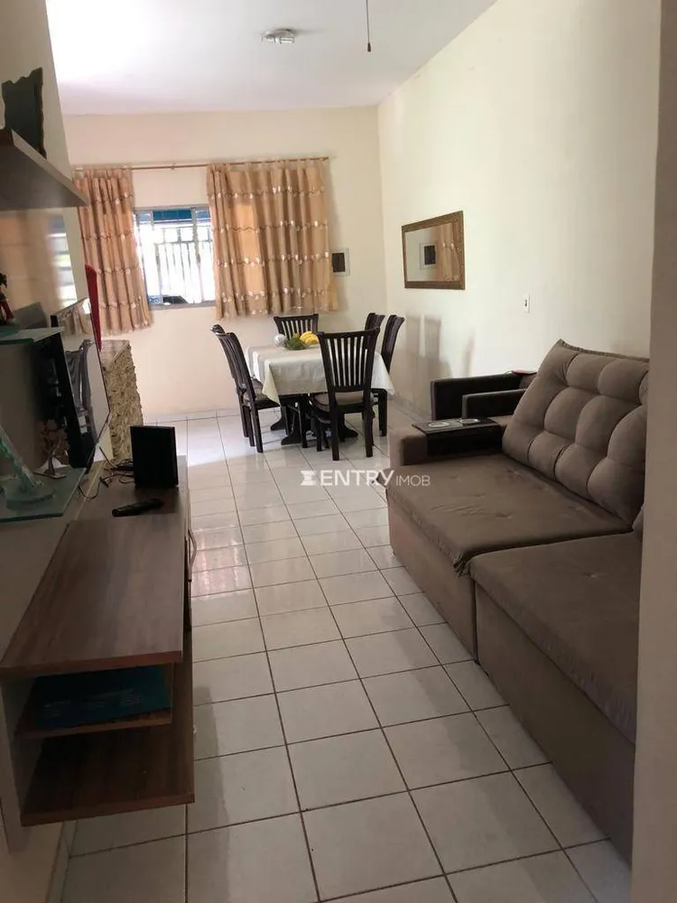 Casa, 3 quartos, 112 m² - Foto 2