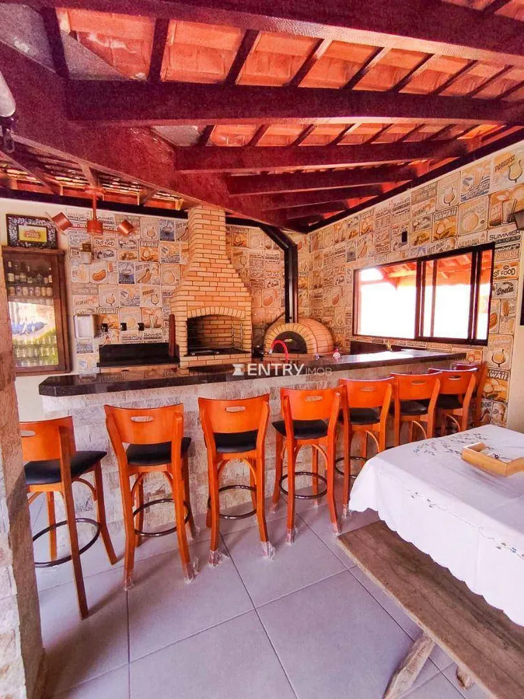 Chácara, 3 quartos, 1400 m² - Foto 2