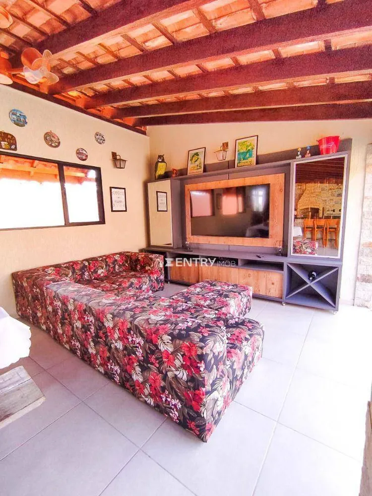 Chácara, 3 quartos, 1400 m² - Foto 3