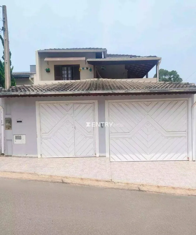 Casa, 4 quartos, 291 m² - Foto 1