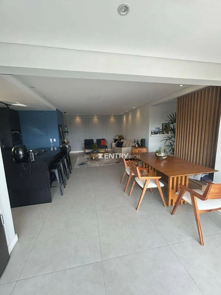 Apartamento, 3 quartos, 119 m² - Foto 1