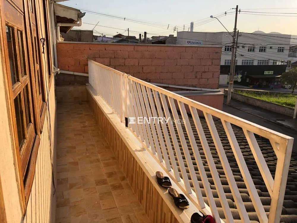 Casa, 3 quartos, 180 m² - Foto 3