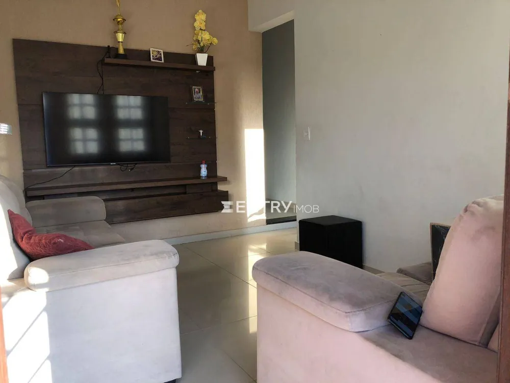 Casa, 3 quartos, 180 m² - Foto 2
