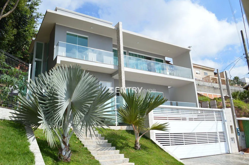 Casa, 3 quartos, 250 m² - Foto 1