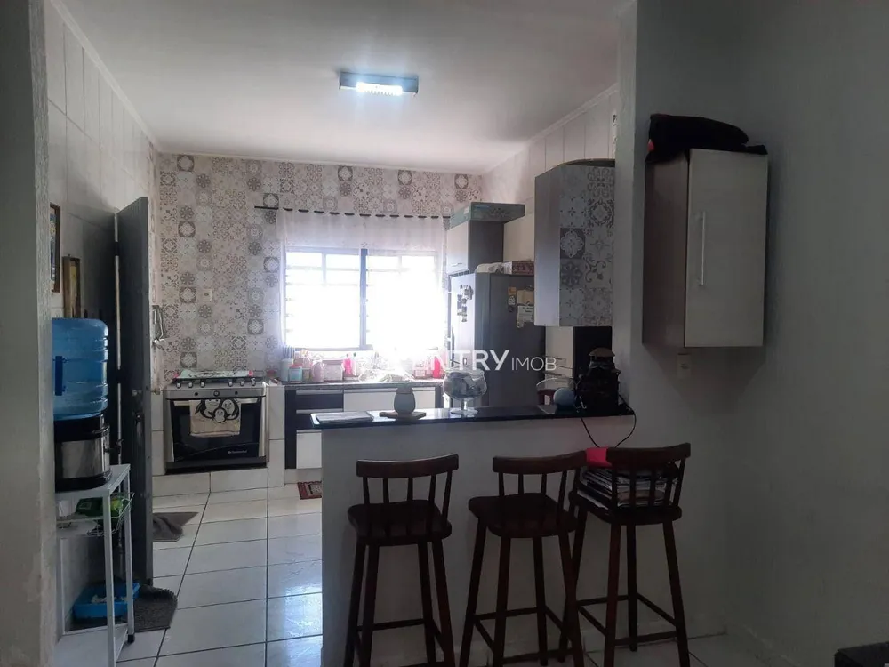 Casa, 2 quartos, 180 m² - Foto 4