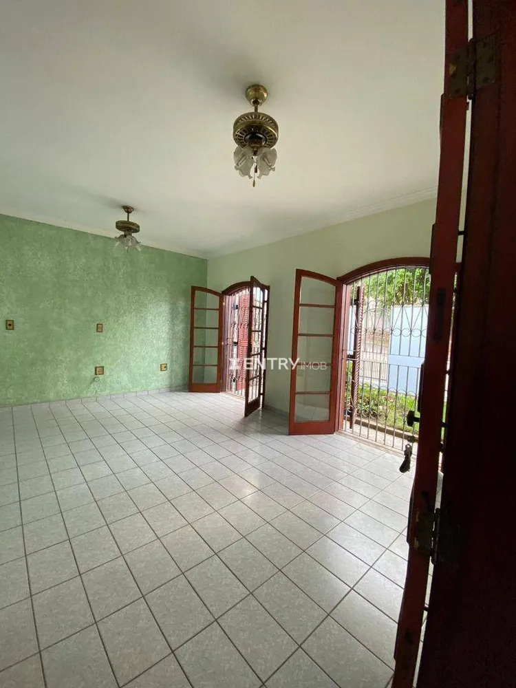 Casa, 3 quartos, 198 m² - Foto 4