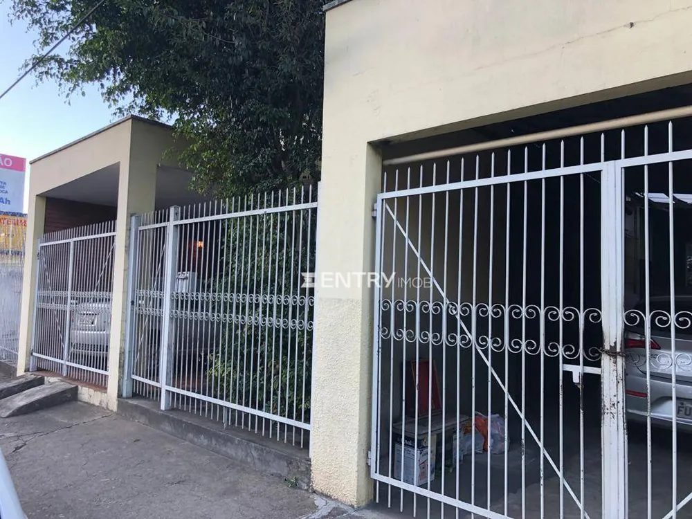 Casa, 3 quartos, 256 m² - Foto 1