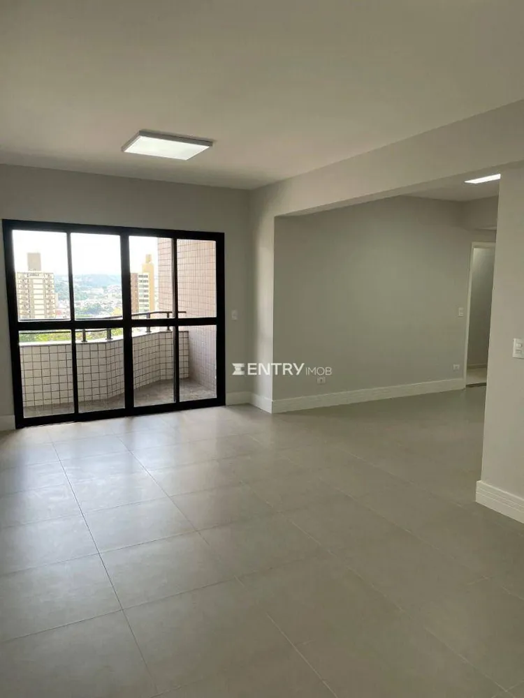 Apartamento, 3 quartos, 123 m² - Foto 1
