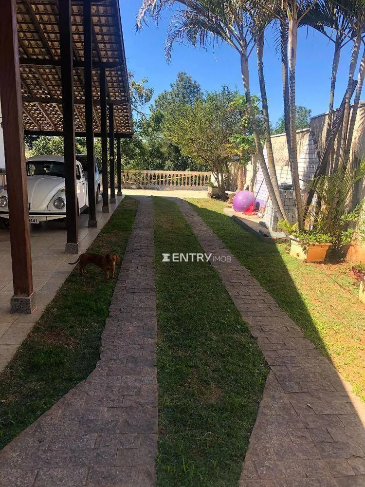 Chácara, 3 quartos, 1022 m² - Foto 3