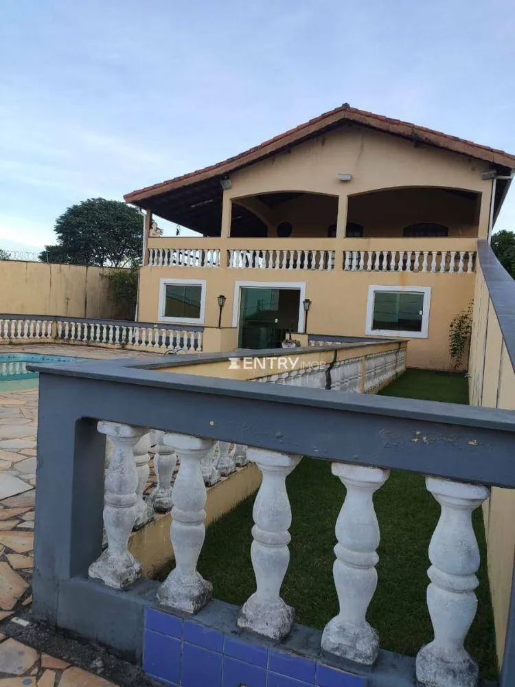 Chácara, 3 quartos, 1300 m² - Foto 2
