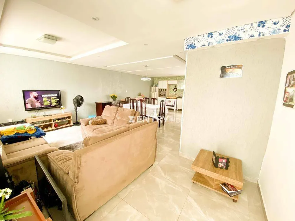 Casa, 4 quartos, 183 m² - Foto 3
