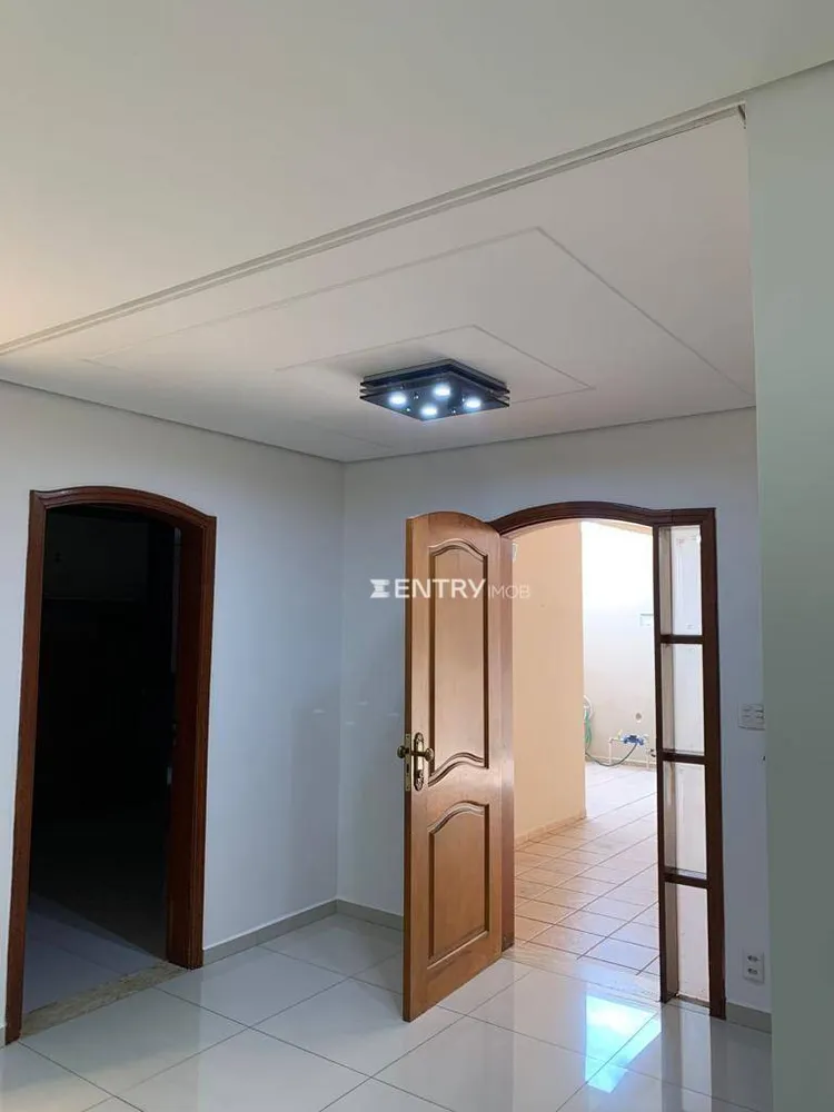 Casa, 3 quartos, 135 m² - Foto 4