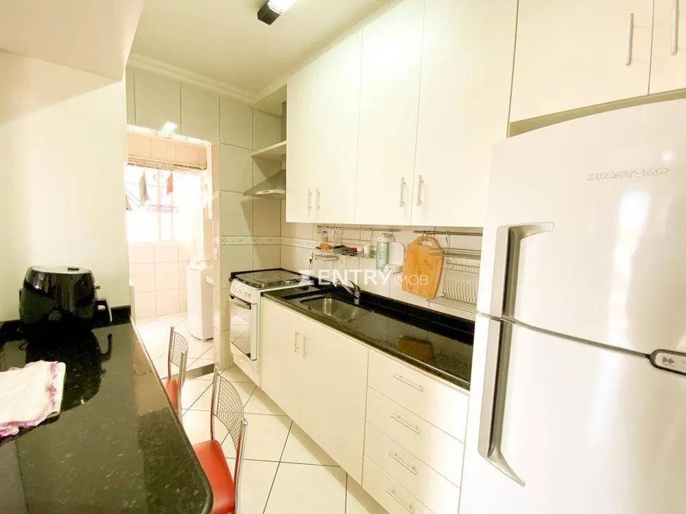 Apartamento, 3 quartos, 77 m² - Foto 2
