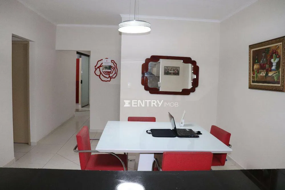 Casa, 4 quartos, 280 m² - Foto 2