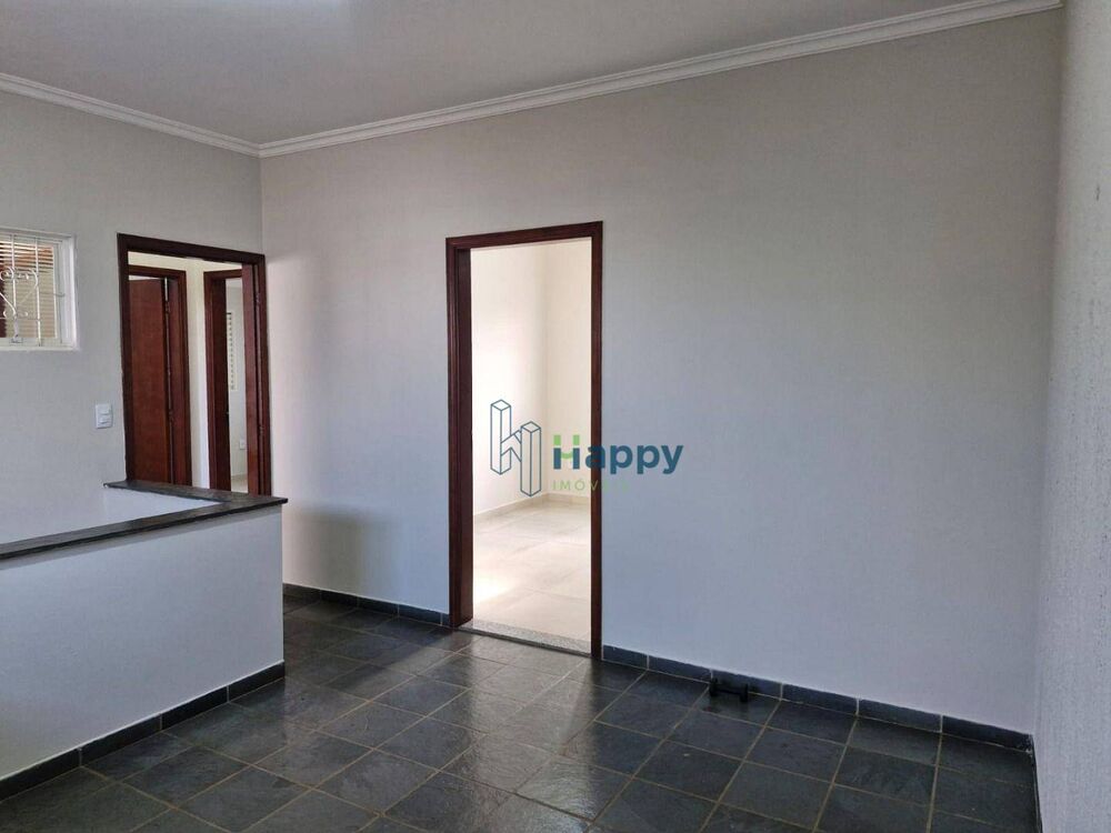 Casa à venda e aluguel com 4 quartos, 242m² - Foto 8