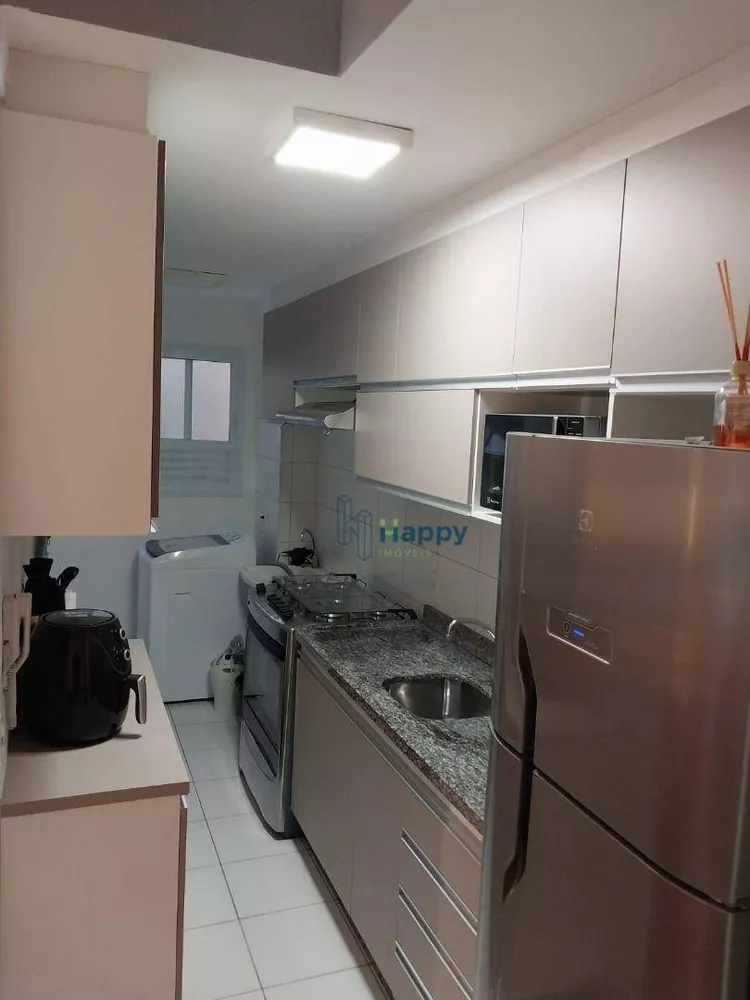 Apartamento à venda com 3 quartos, 69m² - Foto 3