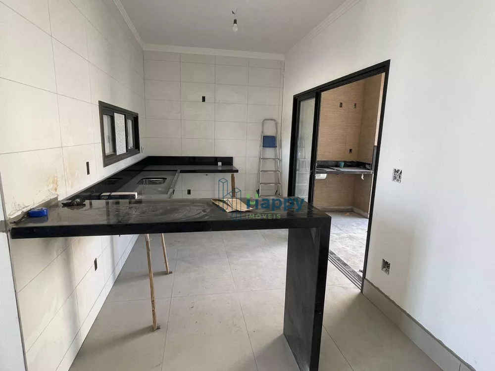 Casa de Condomínio à venda com 3 quartos, 140m² - Foto 4