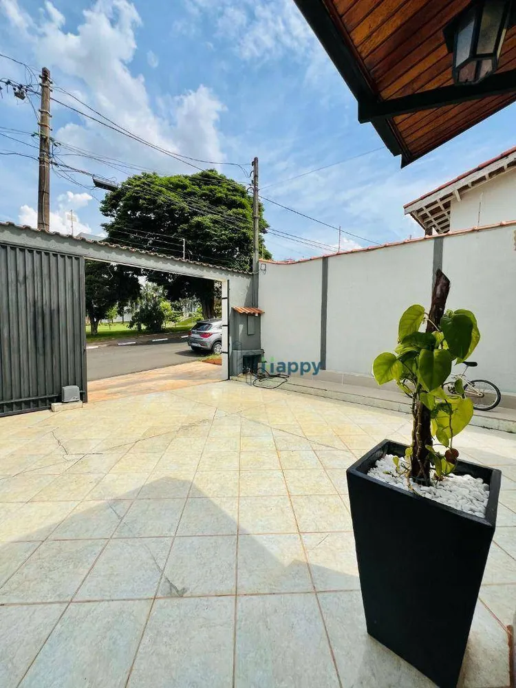 Casa, 3 quartos, 200 m² - Foto 2