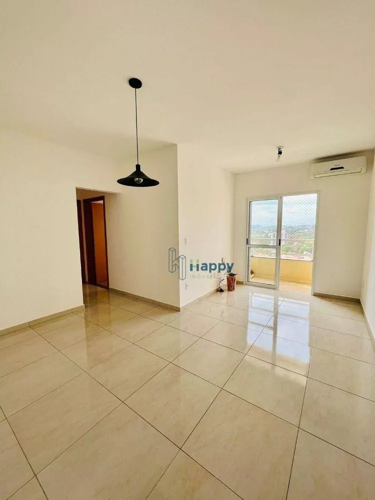 Apartamento à venda com 2 quartos, 62m² - Foto 2