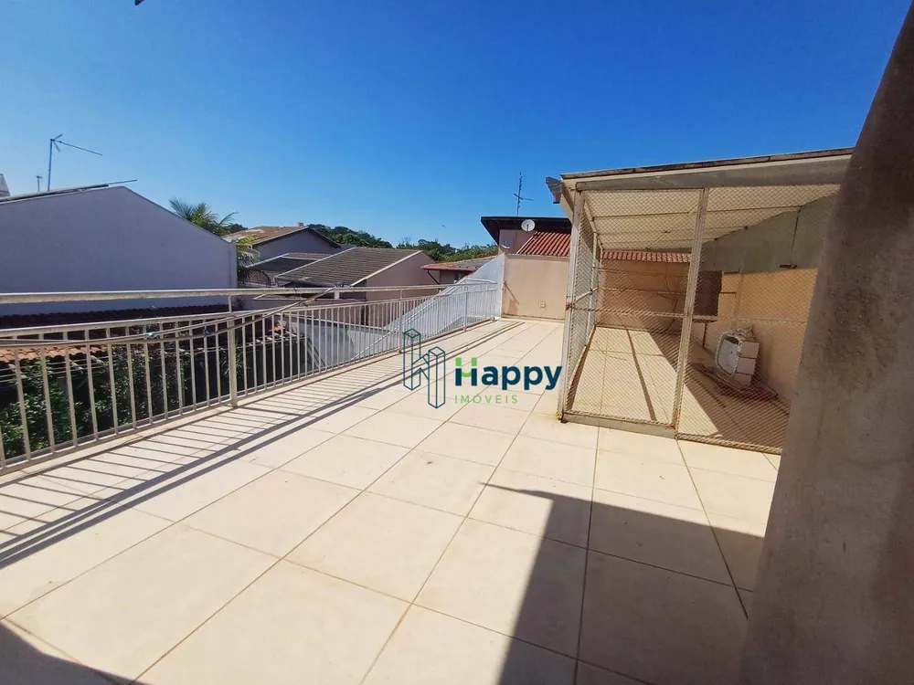 Casa, 3 quartos, 241 m² - Foto 1