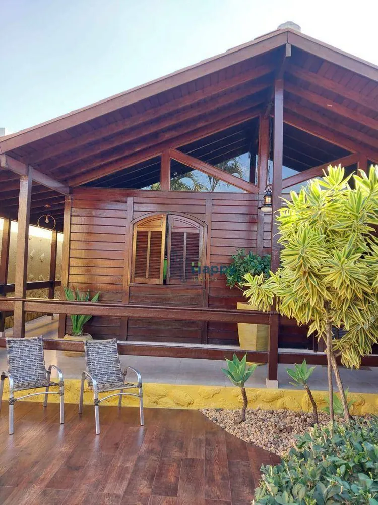 Casa, 3 quartos, 205 m² - Foto 2