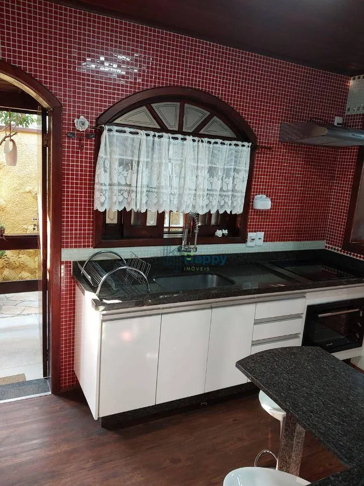 Casa, 3 quartos, 205 m² - Foto 3