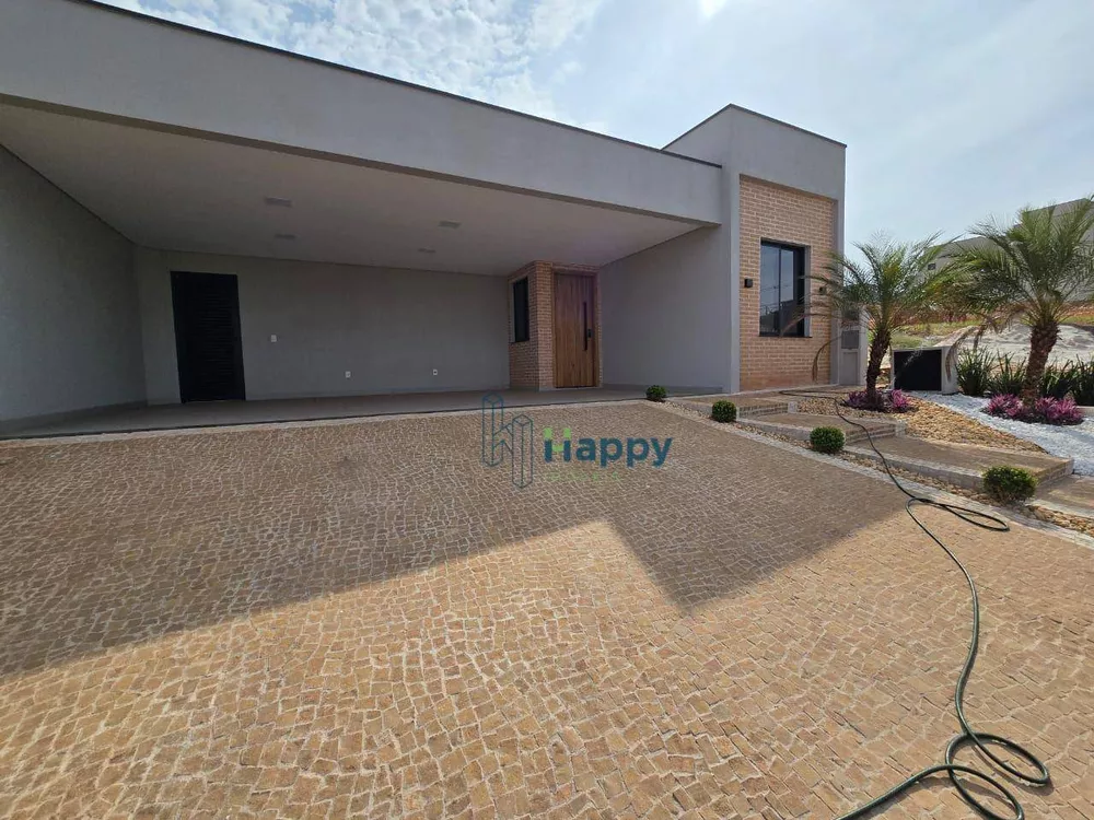 Casa de Condomínio à venda com 3 quartos, 200m² - Foto 2