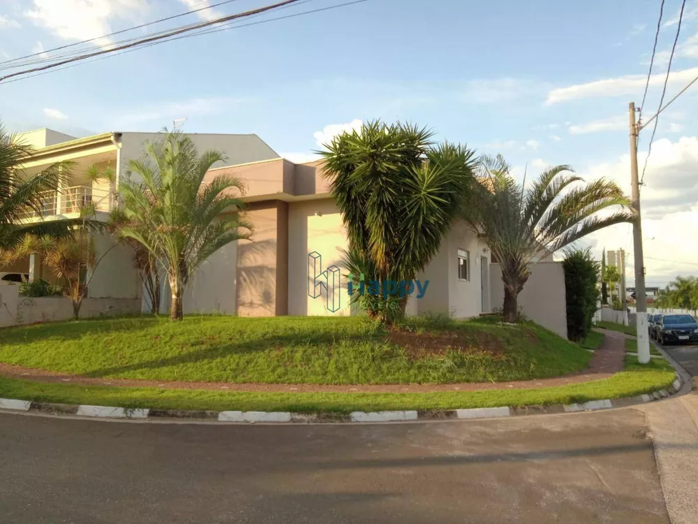 Casa de Condomínio à venda com 3 quartos, 210m² - Foto 2